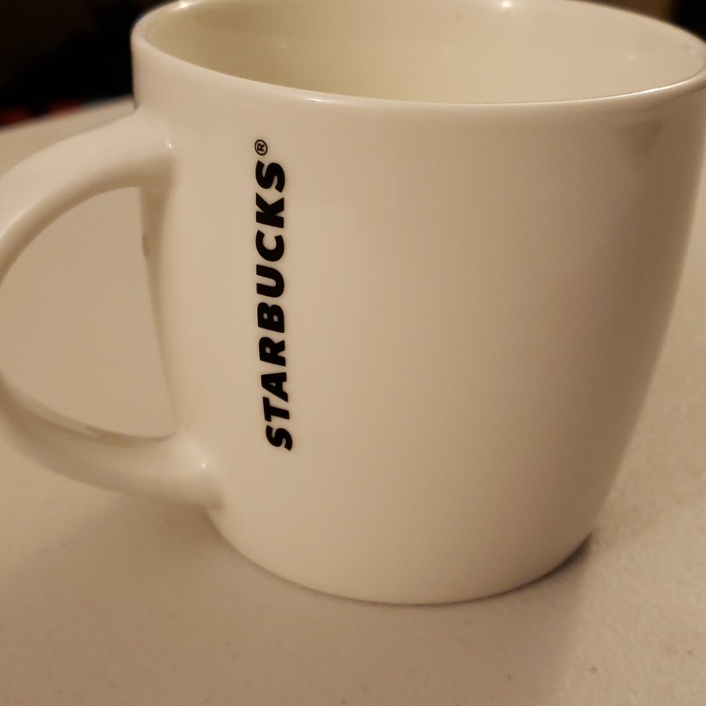 Starbucks 14fl oz White w/green Logo - Picture 2 of 5